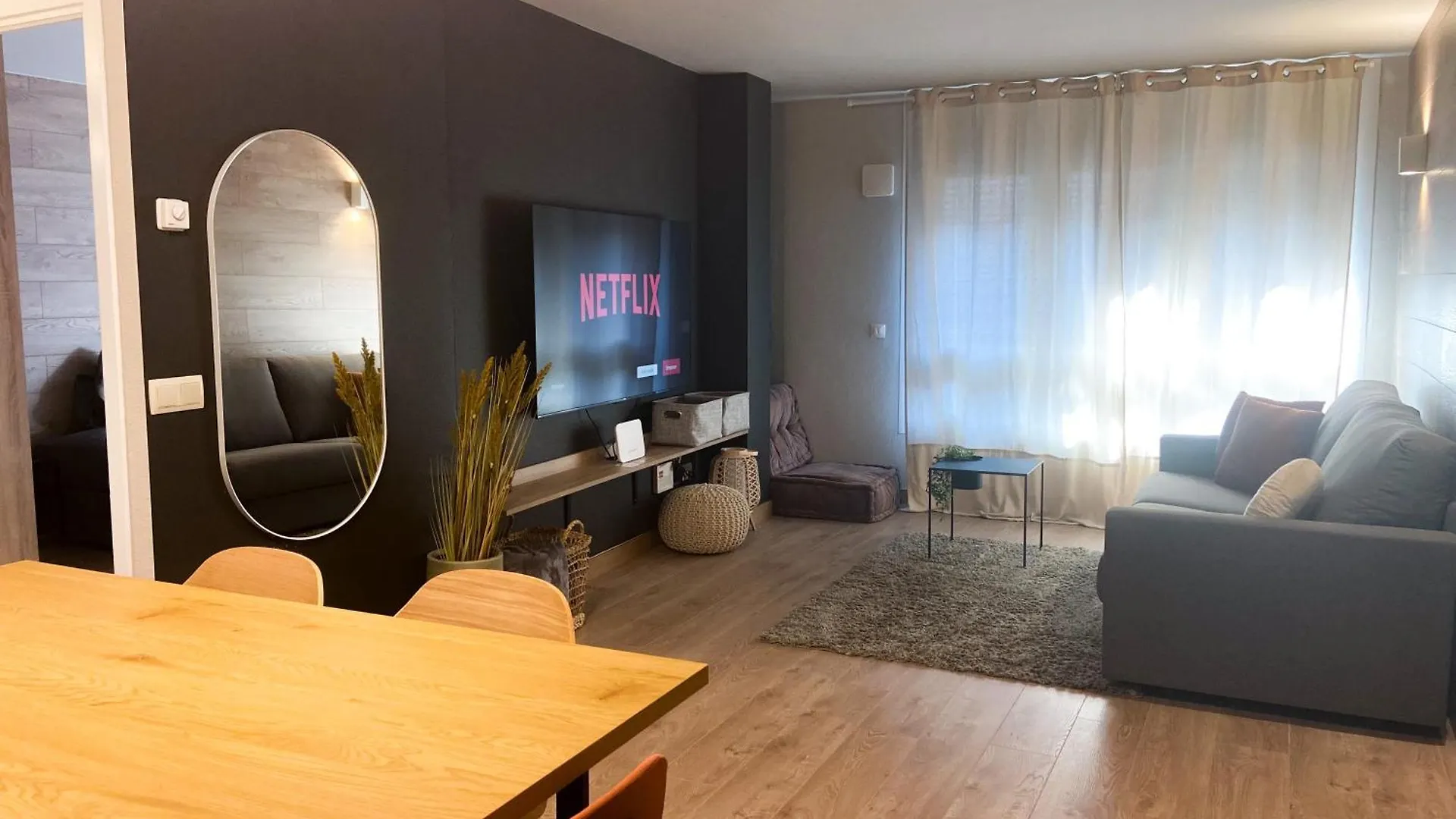 ¡Mas Centrico Imposible! 6Pax+Pk Apartment Andorra la Vella